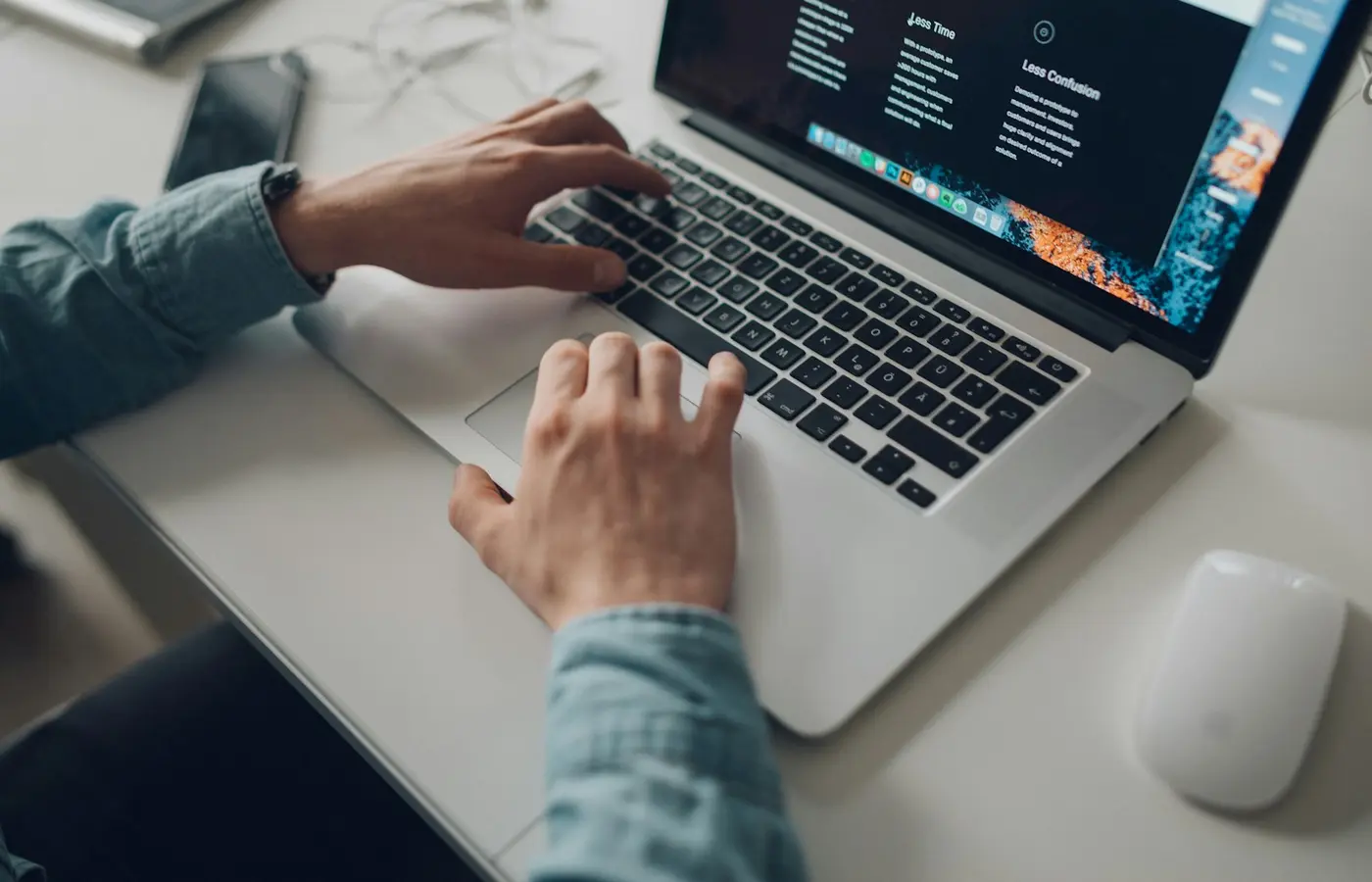 Laptop displaying a software requirements checklist